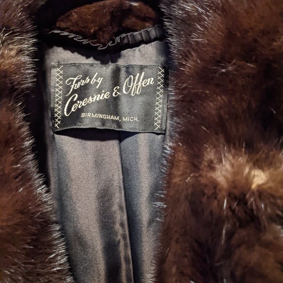 Brown Vintage Mink Coat - Picture 7 of 9